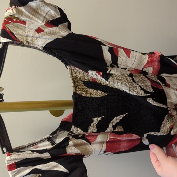 LE CHATEAU | NWT, cotton off the shoulder, Square Neckline, Floral dress, medium - Picture 4 of 8